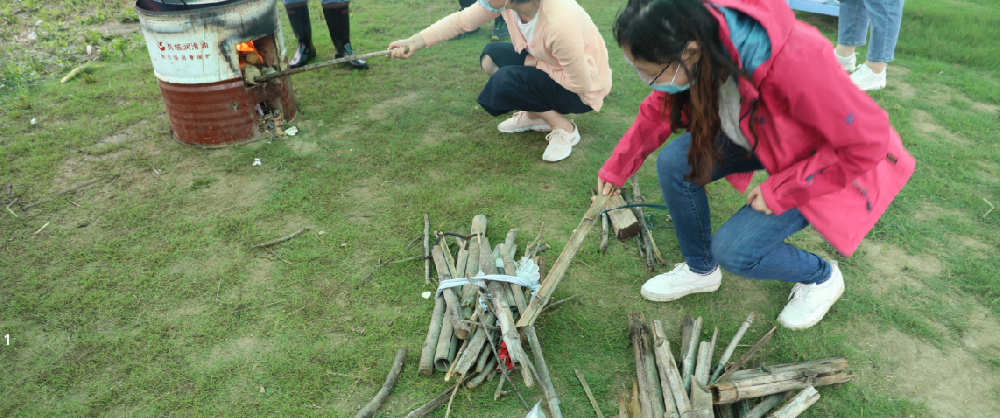 第三届趣味运动会顺利召开